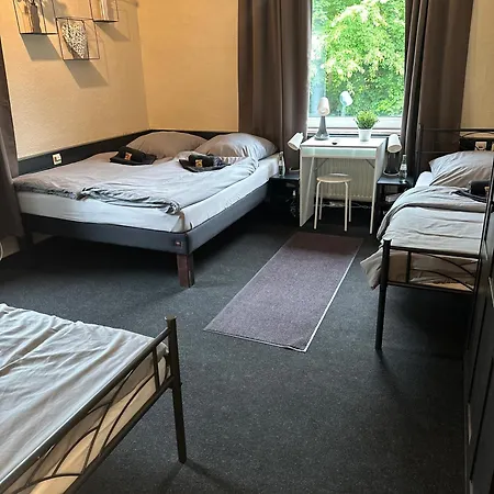 Auberge de jeunesse Pott - Zimmervermietung
